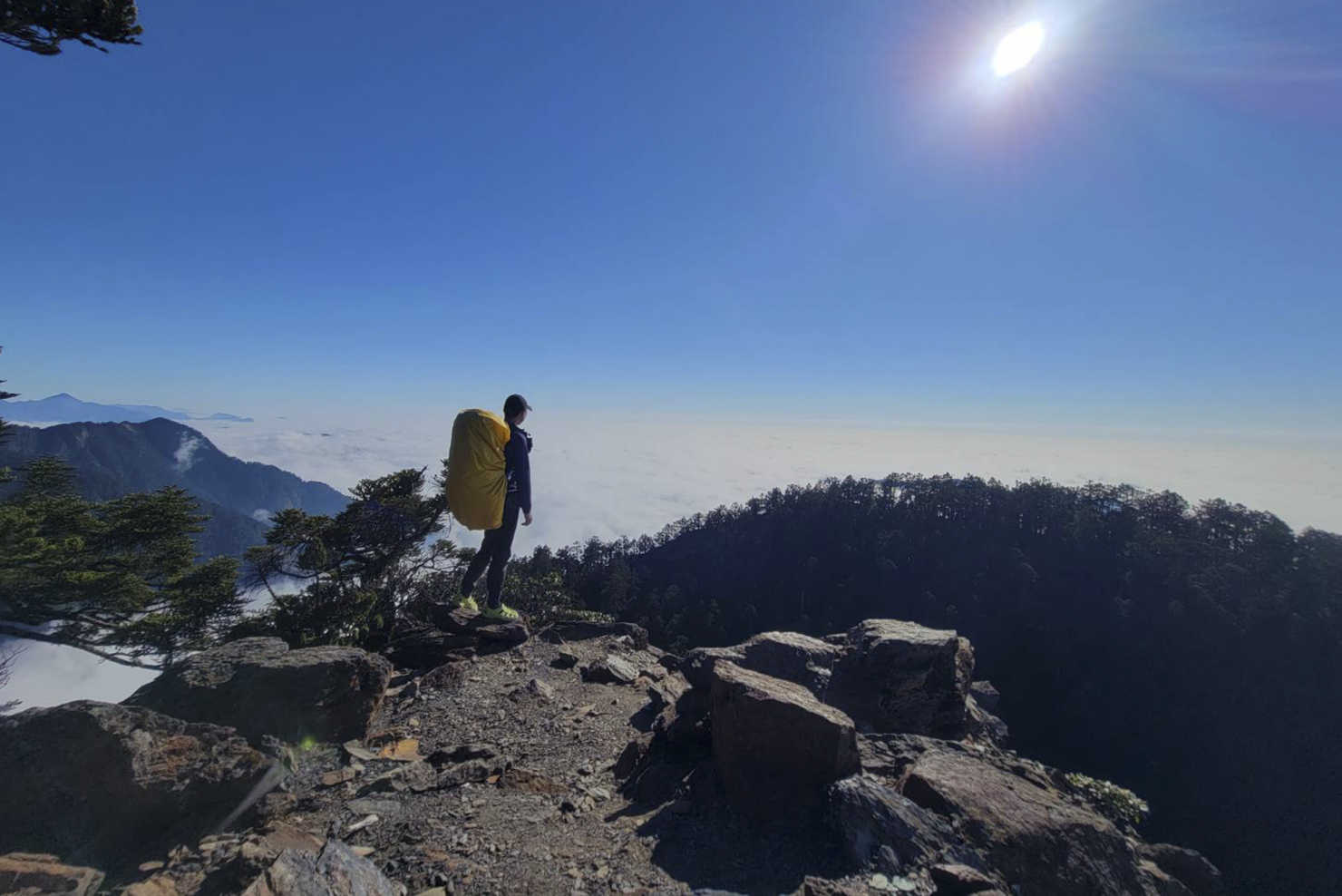 雪山接駁  南湖大山接駁  宜蘭旅遊  台北登山接駁車  奇萊南華登山接駁車  霞喀羅古道登山接駁
加羅湖登山接駁車  嘉明湖登山接駁車  玉山登山接駁車  松蘿湖登山接駁車  加里山登山接駁車
鳶嘴稍來登山接駁車  九份旅遊包車  花東旅遊包車  日月潭包車  清境包車